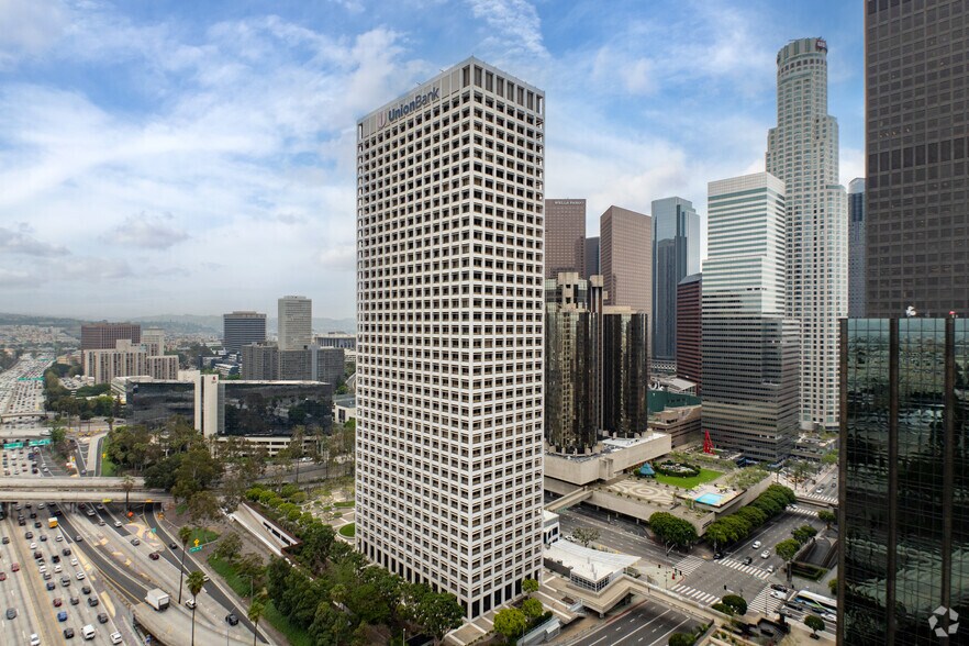 More Photos Of 445 S Figueroa St, Los Angeles Office For Lease
