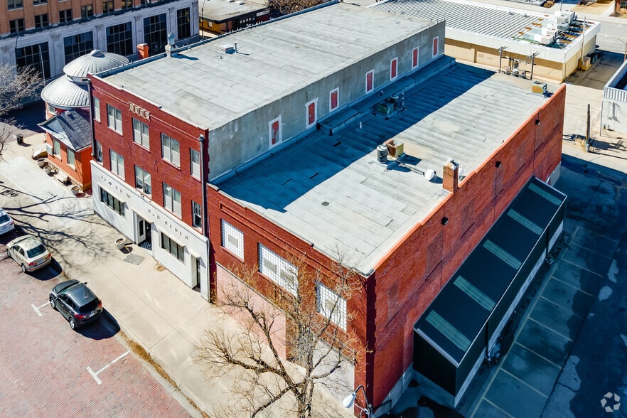 More Photos Of 705-709 N 2nd Ave, Dodge City Loft Creative Space For Lease