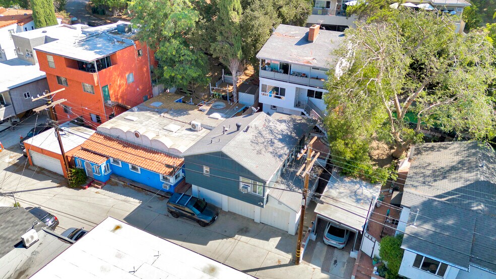 More Photos Of 3662 Fredonia Dr, Los Angeles Apartments For Sale