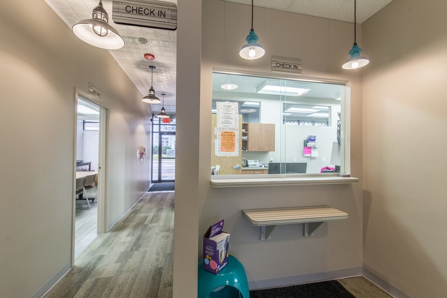 More Photos Of 2924 Main St, Buffalo Storefront Retail Office For Sale