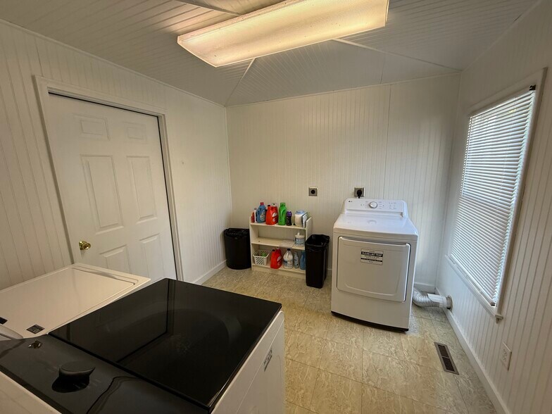More Photos Of 6 Mayhew St, Hopkinton Multifamily For Sale