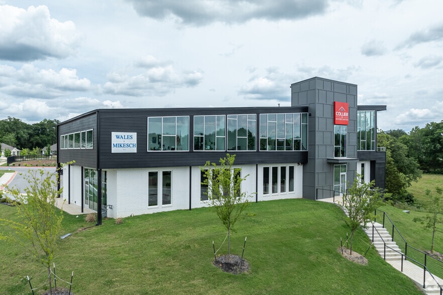 Primary Photo Of 2909 E Glory Dr, Fayetteville Medical For Lease