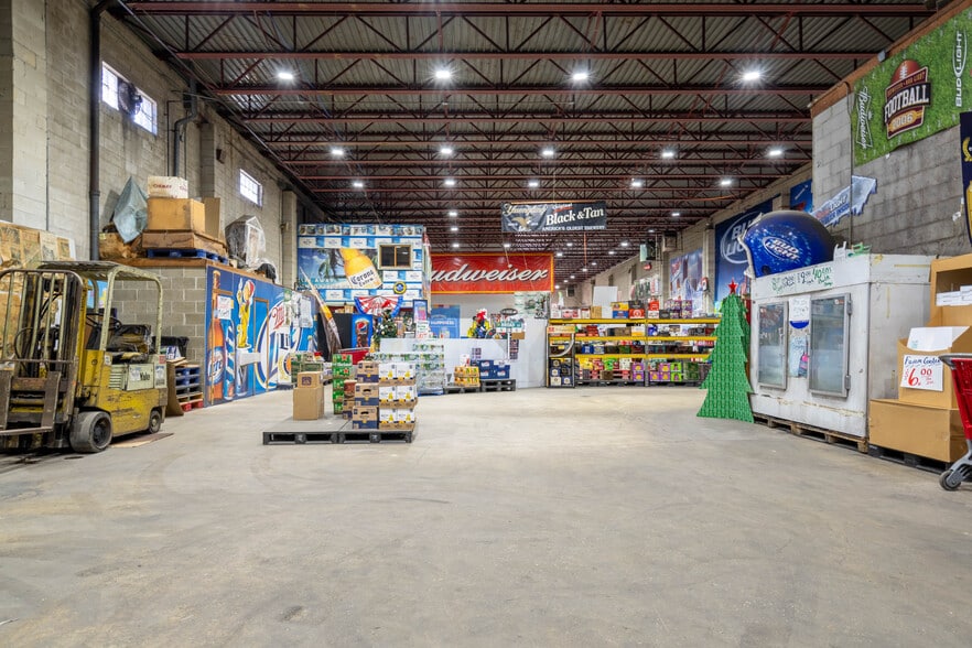 More Photos Of 7040 State Rd, Philadelphia Warehouse For Sale