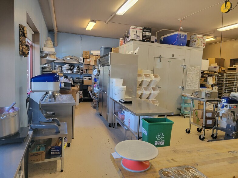 More Photos Of 2550 Highway 82, Glenwood Springs Showroom For Sale