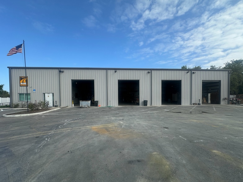 More Photos Of 11524 31st Ter E, Palmetto Industrial For Sale