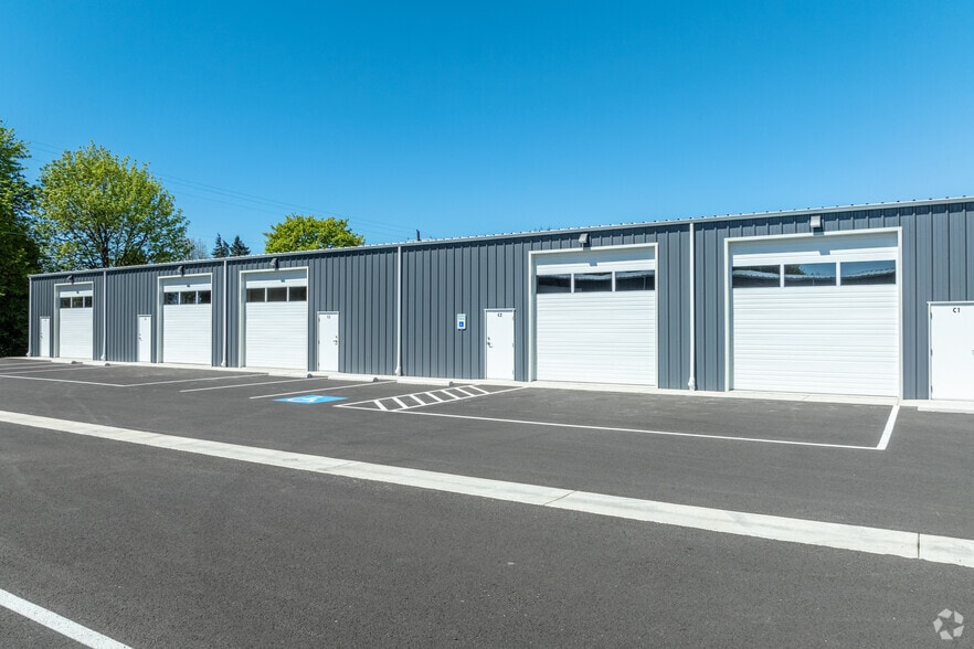 More Photos Of 90900 Roberts Rd, Coburg Unknown For Lease