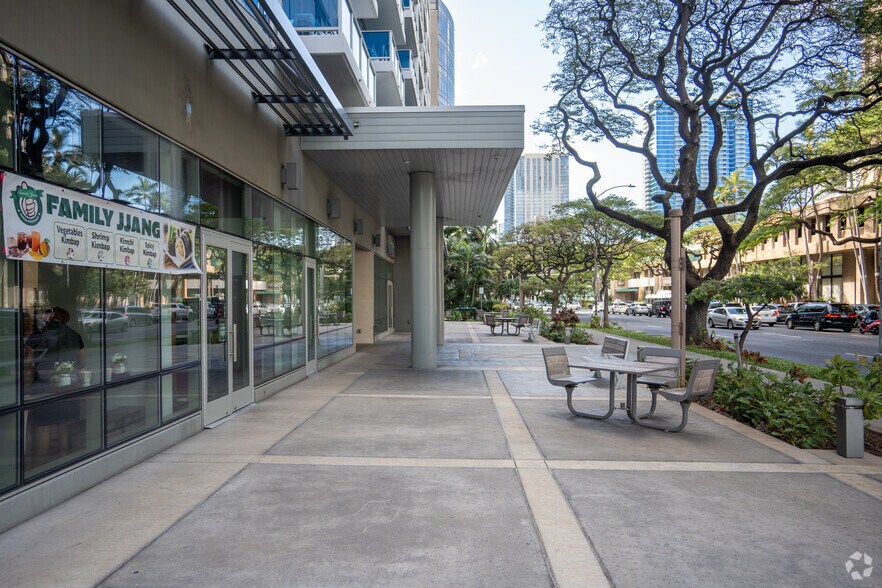 More Photos Of 1631 Kapiolani Blvd, Honolulu Apartments For Lease