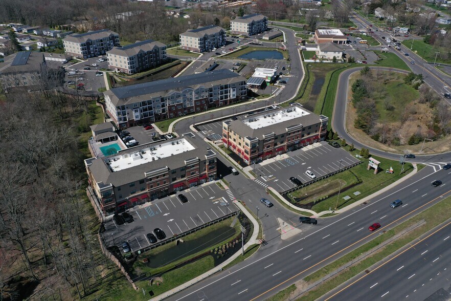 More Photos Of 3300 US Highway 9, Freehold Unknown For Lease