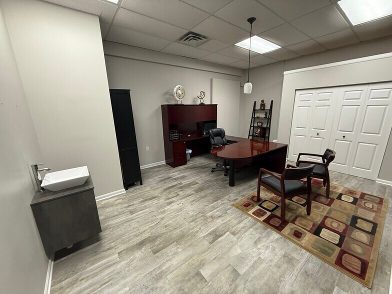 More Photos Of 216 E Grand River Rd, Laingsburg General Retail For Sale