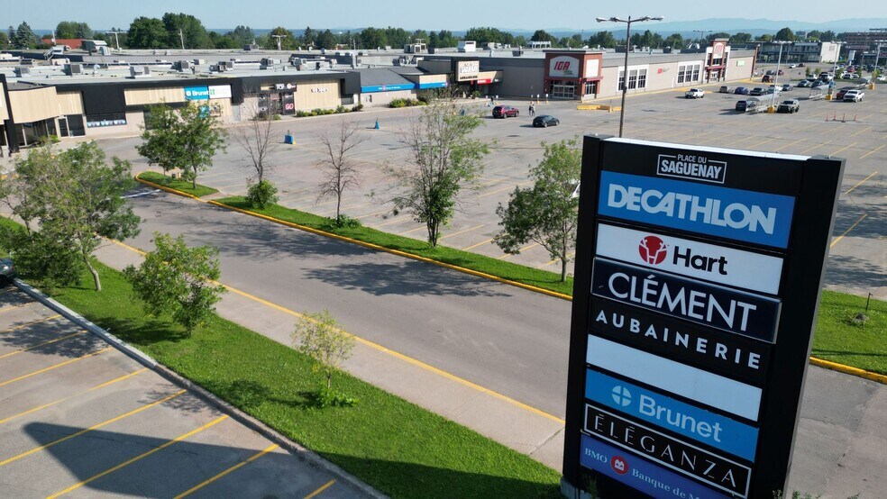 More Photos Of 1324 Boul Talbot, Chicoutimi General Retail For Lease
