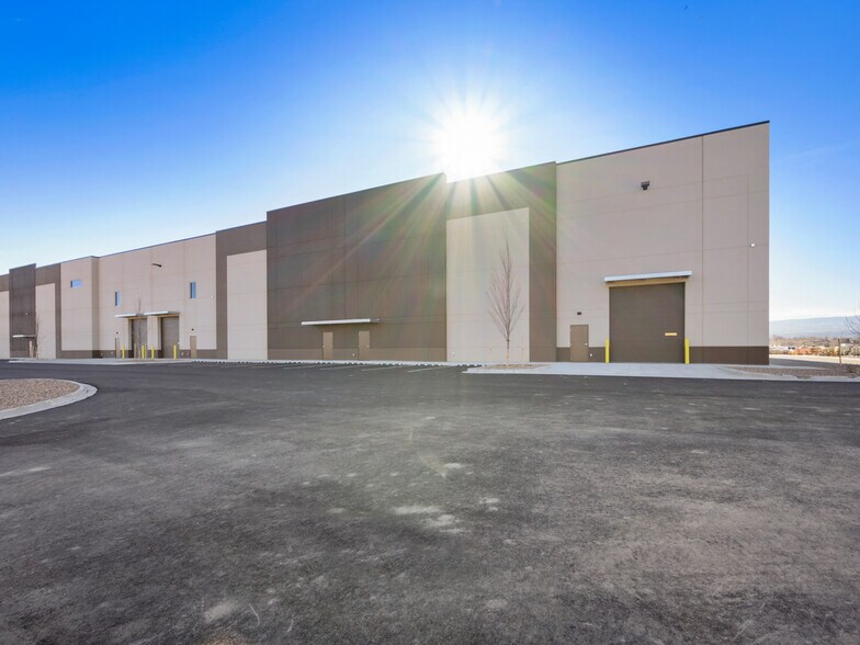 More Photos Of 2825 Riverside Pky, Grand Junction Warehouse For Lease