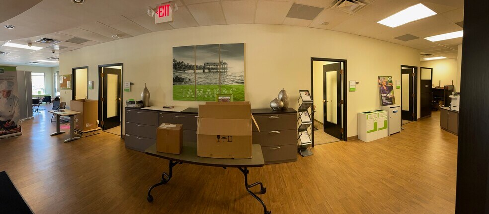 More Photos Of 7642-7686 Nob Hill Rd, Tamarac Unknown For Lease