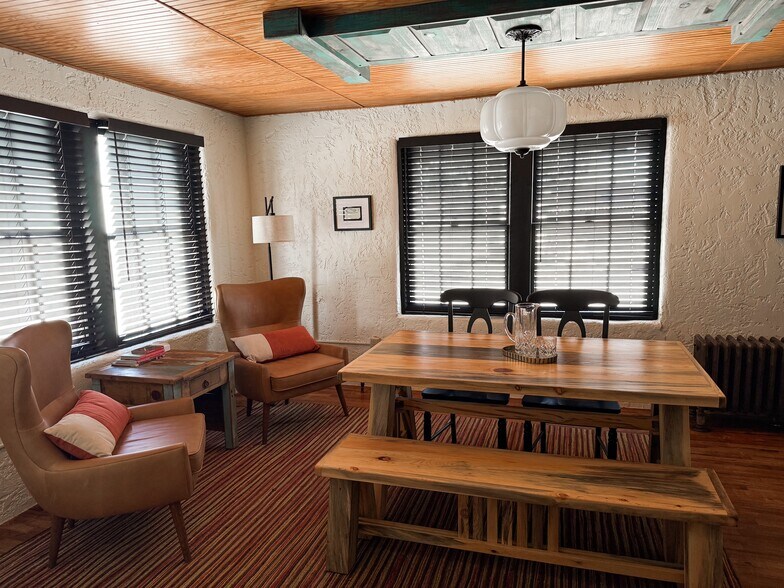 More Photos Of 516 Austin St, Truth Or Consequences Hotel For Sale