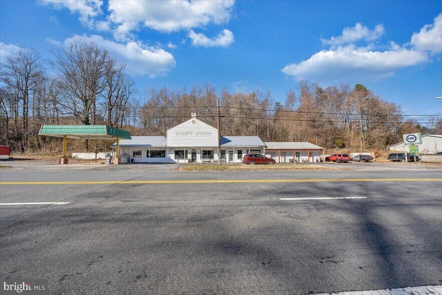 More Photos Of 7367 Lee Hwy N, Troutville Freestanding For Sale