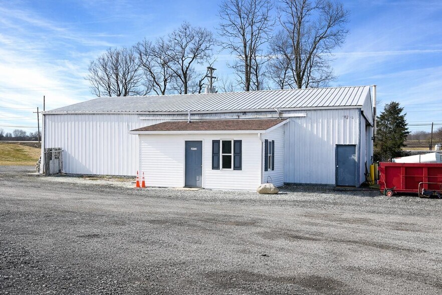 More Photos Of 2598 S State Road 121, Connersville Warehouse For Sale