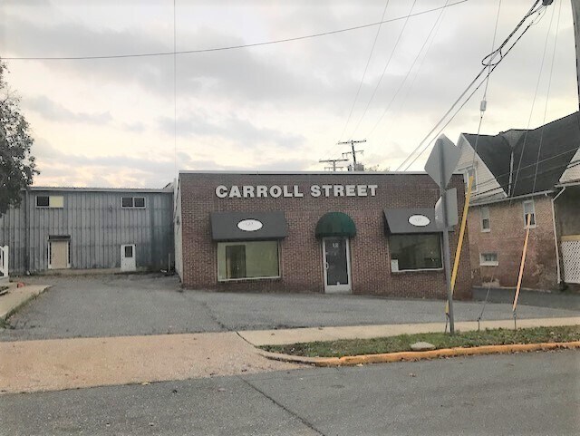 More Photos Of 12 Carroll St, Westminster Freestanding For Lease