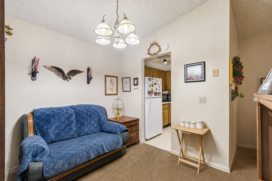 More Photos Of 3132 Bloomingdale Villas Ct, Brandon Apartments For Sale