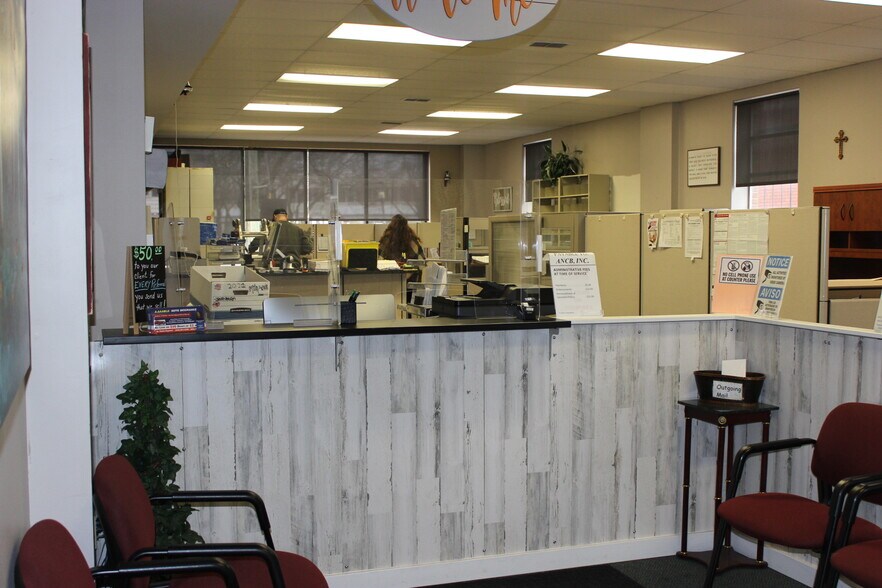 More Photos Of 2340 Whitney Ave, Hamden Storefront Retail Office For Lease