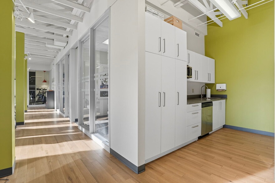 More Photos Of 5657-5677 99 St NW, Edmonton Loft Creative Space For Sale