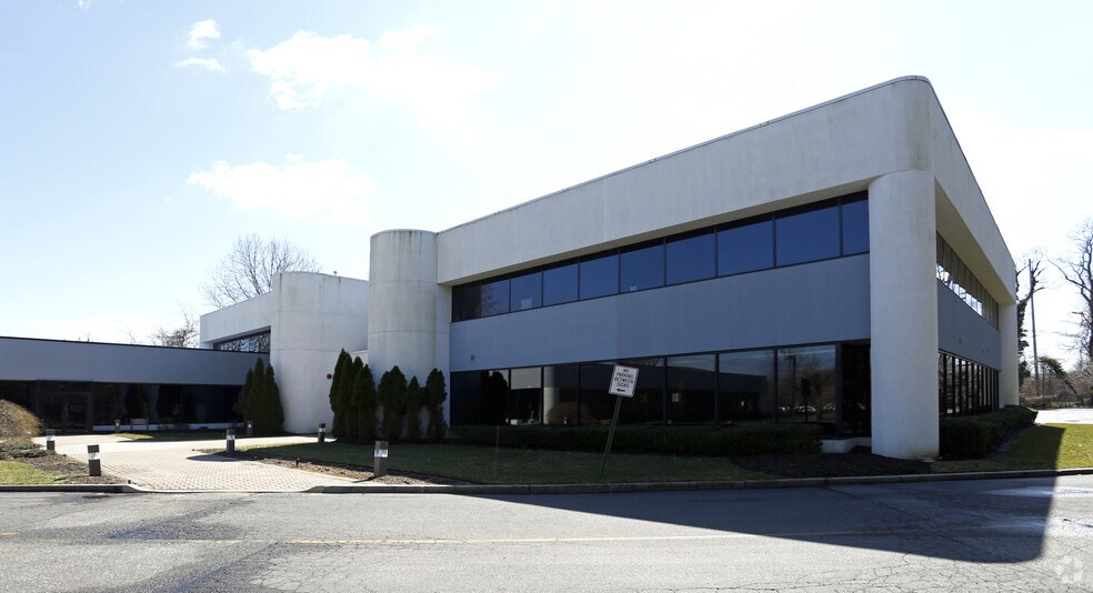 More Photos Of 107 Monmouth Rd, West Long Branch Medical For Lease