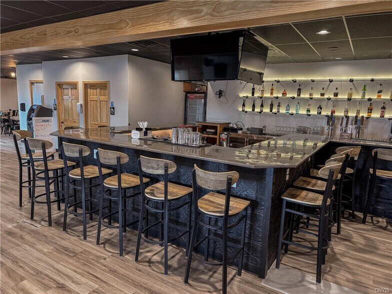 More Photos Of 8353 County 9 rd, Cape Vincent Restaurant For Sale