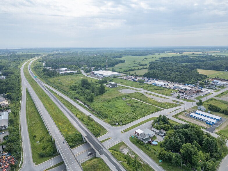 More Photos Of 5255 Av. Pierre-Dansereau, Salaberry-de-valleyfield Land For Sale