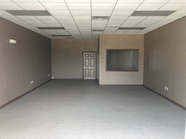 More Photos Of 2202 US Highway 380, Bridgeport Unknown For Lease