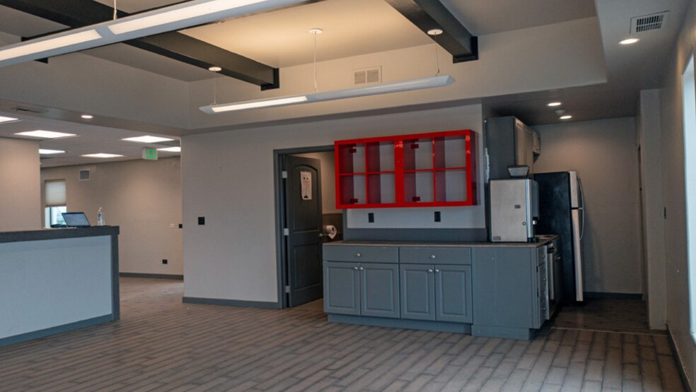 More Photos Of 2153 S Wabash St, Denver Warehouse For Sale