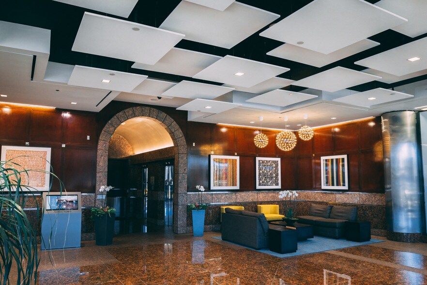 More Photos Of 4245 N Central Expy, Dallas Loft Creative Space For Lease