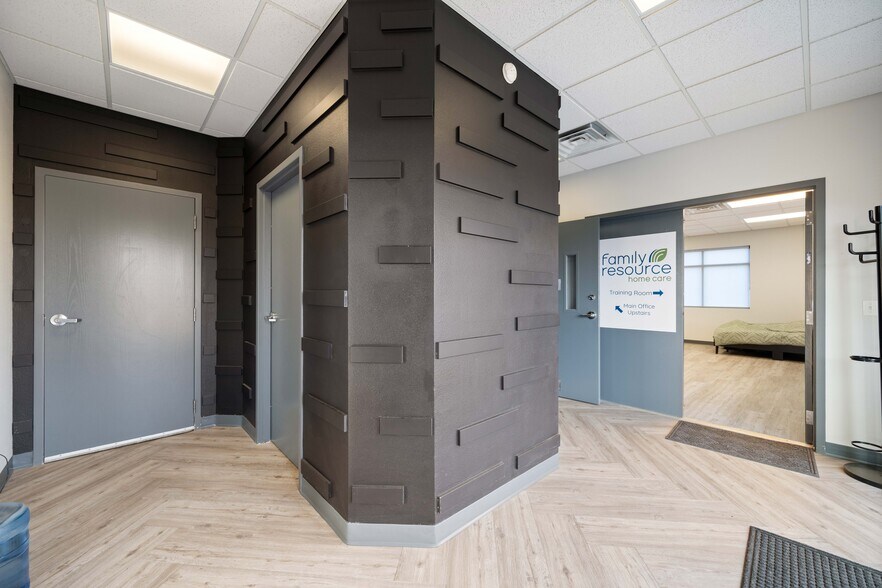 More Photos Of 2576 Yakima Valley Hwy, Sunnyside Office Residential For Sale