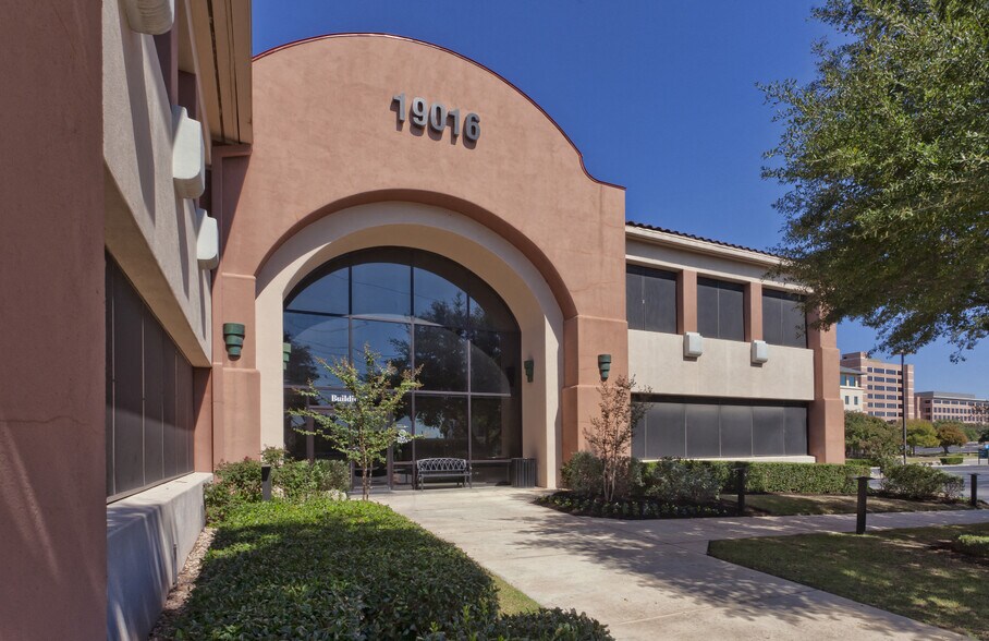 Primary Photo Of 19016 Stone Oak Pky, San Antonio Medical For Lease