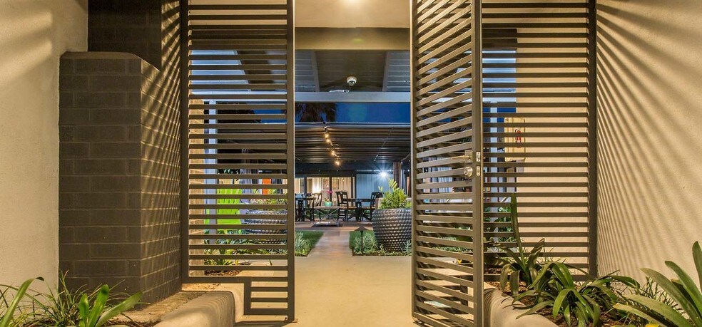 More Photos Of 4459 Fanuel St, San Diego Apartments For Sale