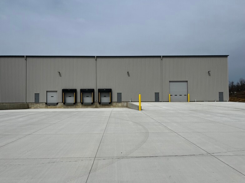 More Photos Of 5 Sandstone way, Dunbar Warehouse For Sale