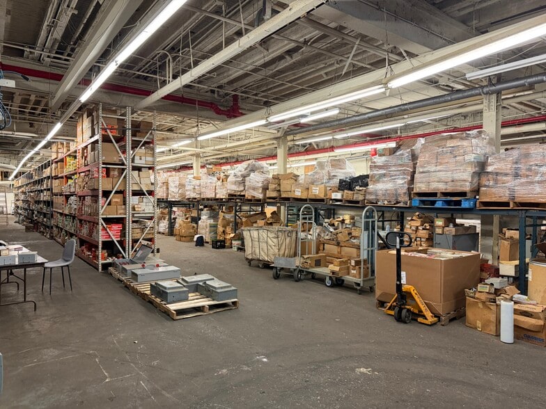 More Photos Of 34-19 10th St, Astoria Manufacturing For Sale