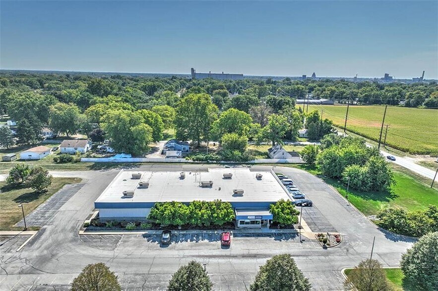 More Photos Of 2120 N 27th St, Decatur Rehabilitation Center For Sale