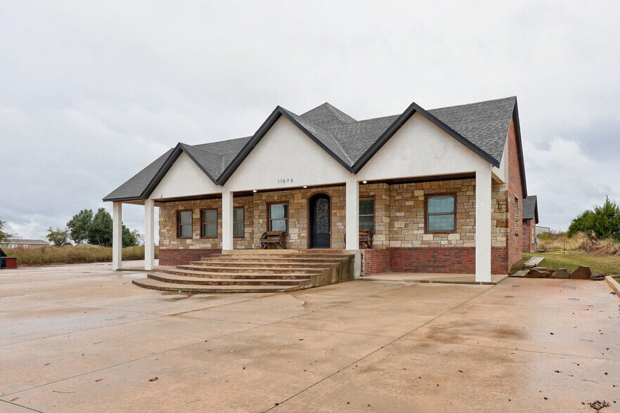 Primary Photo Of 11575 S Western Ave, Edmond Office For Sale