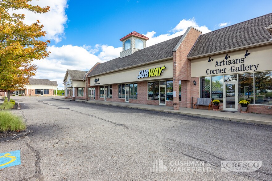 More Photos Of 11110 Kinsman Rd, Newbury Unknown For Lease