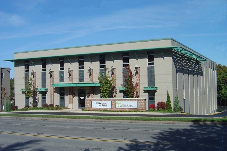 More Photos Of 3500 W 75th St, Prairie Village Office For Lease