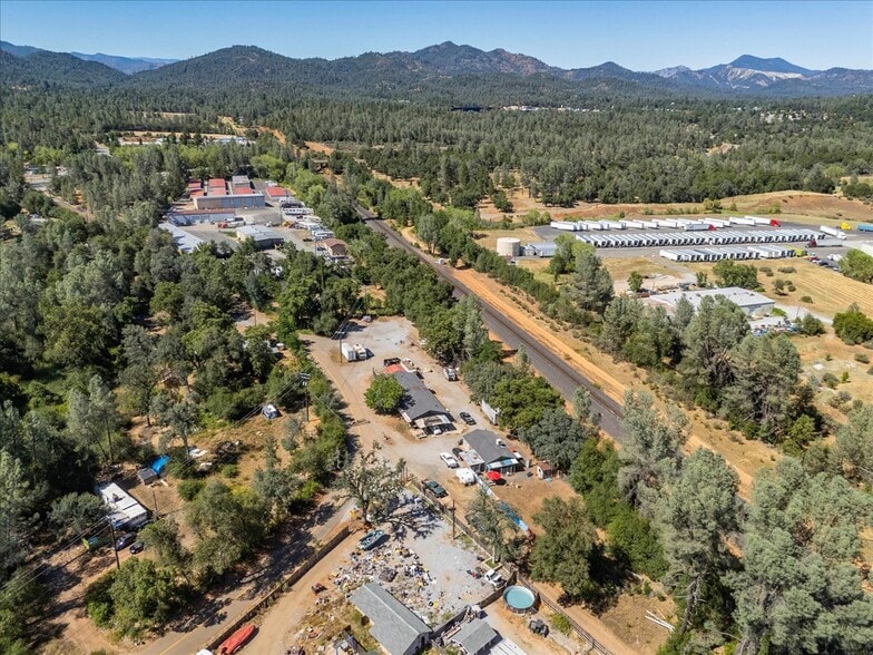 More Photos Of 12759 Newtown Rd, Redding Warehouse For Sale