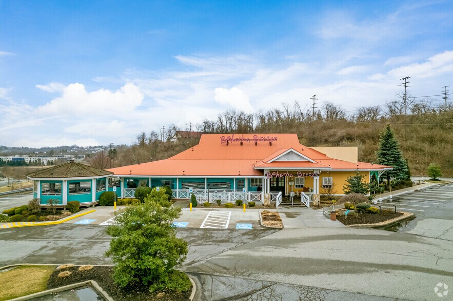 More Photos Of 6100 Robinson Center Dr, Pittsburgh Restaurant For Lease