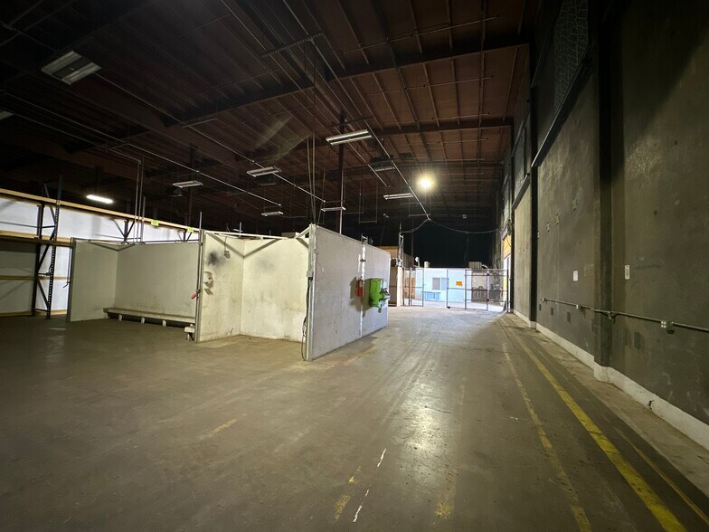 More Photos Of 99 Kentucky Street, Gridley Warehouse For Lease