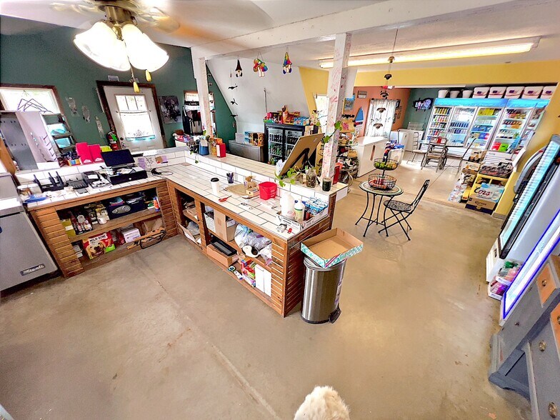 More Photos Of 14683 OK-44A, Lone Wolf Amusement Park For Sale