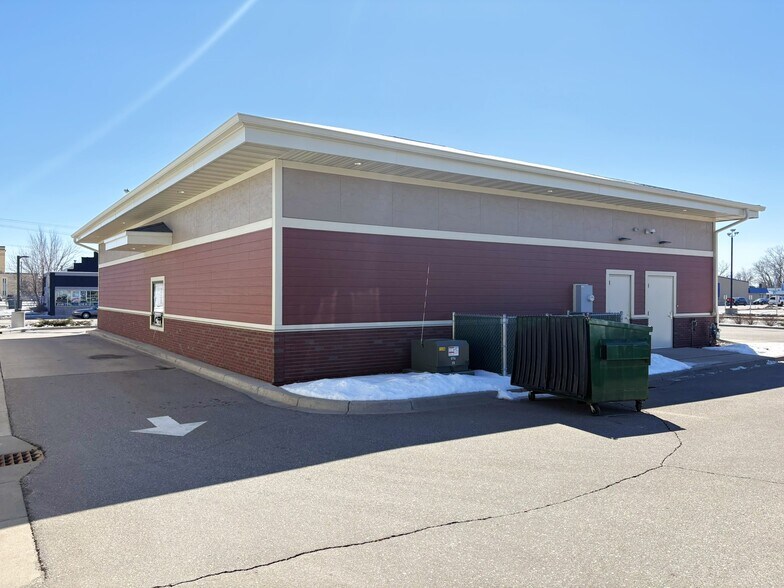 More Photos Of 209 Washington St, Brainerd General Retail For Sale