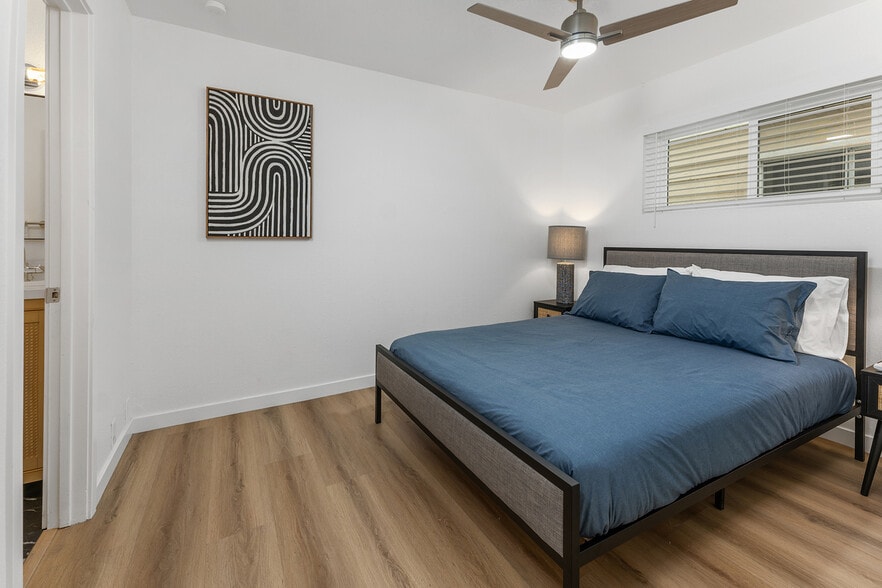 More Photos Of 813 Isthmus Ct, San Diego Apartments For Sale