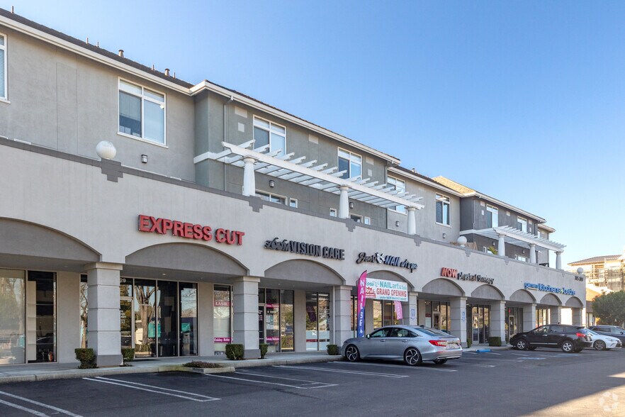 More Photos Of 2043 W El Camino Real, Mountain View Apartments For Lease