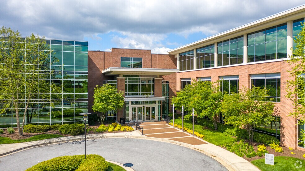 More Photos Of 230 Schilling Cir, Hunt Valley Office For Lease