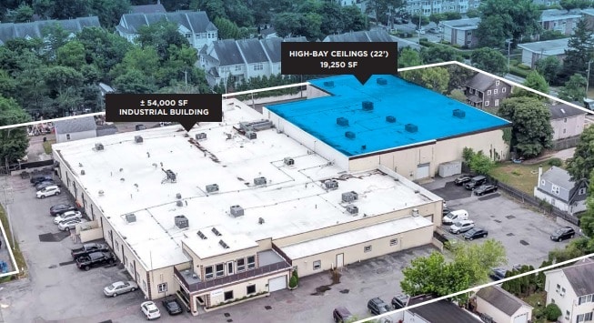 More Photos Of 217 River Ave, Patchogue Warehouse For Lease