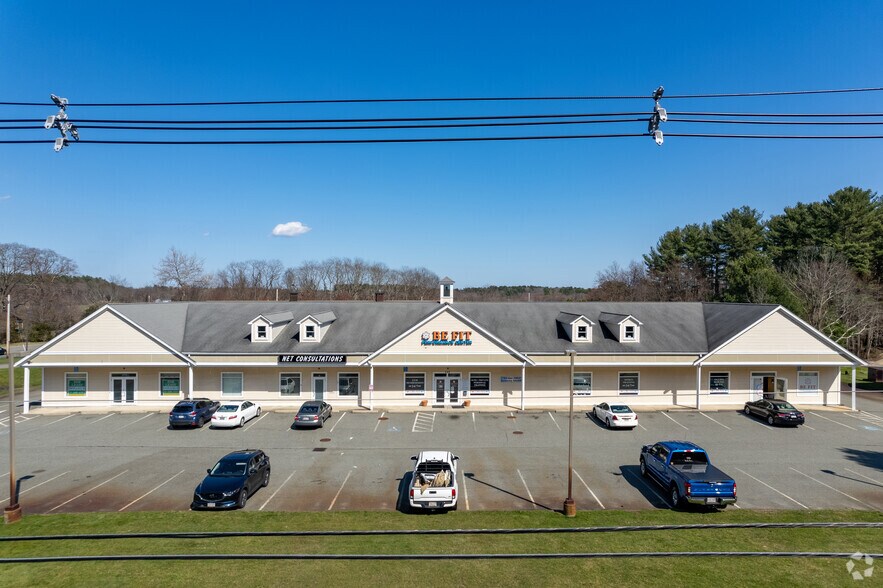 More Photos Of 290 Bedford St, Lakeville Storefront Retail Office For Sale