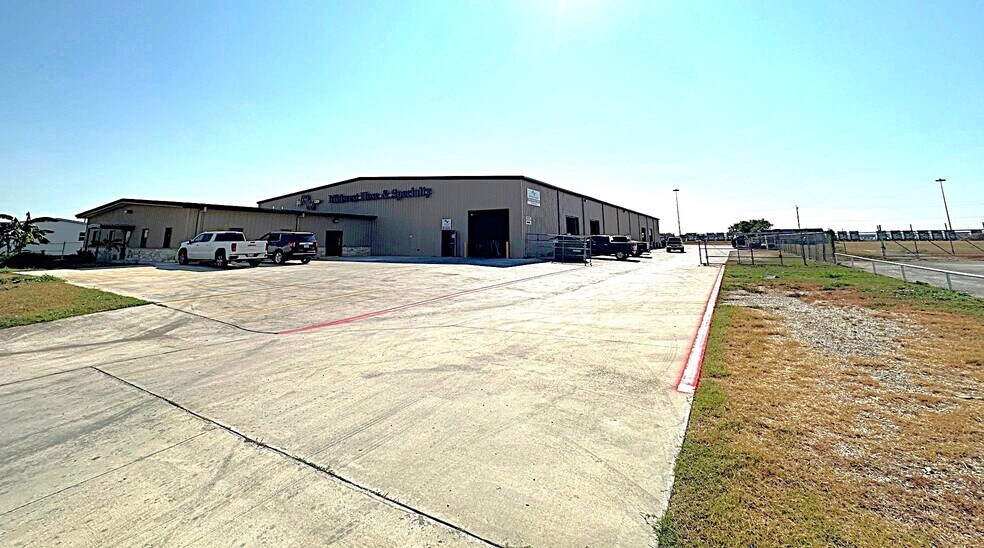 Primary Photo Of 19940 I-37, Elmendorf Warehouse For Lease