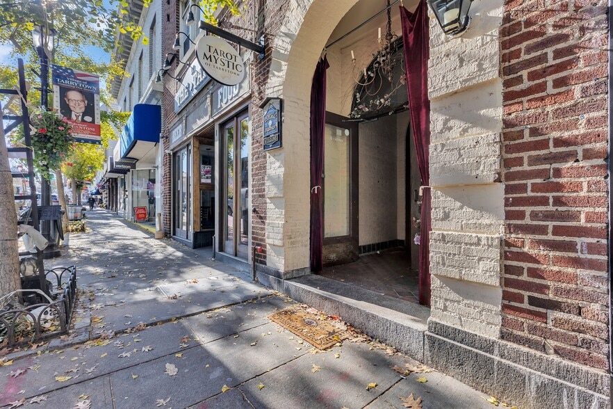 More Photos Of 19 N Broadway, Tarrytown Office Residential For Lease